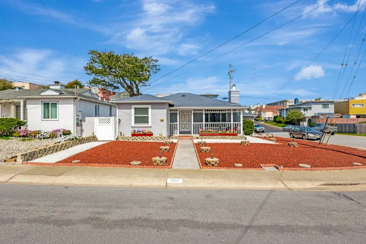 Northern California Real Estate | View 904 Wildwood Avenue | 3 Beds, 1 Bath