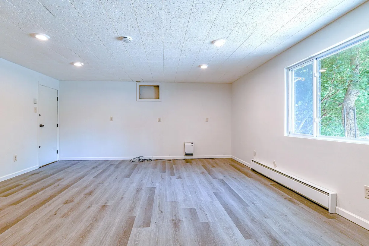 Rockland/Orange/NJ Real Estate | View 1614 Route 9w Unit# 1 | room 1