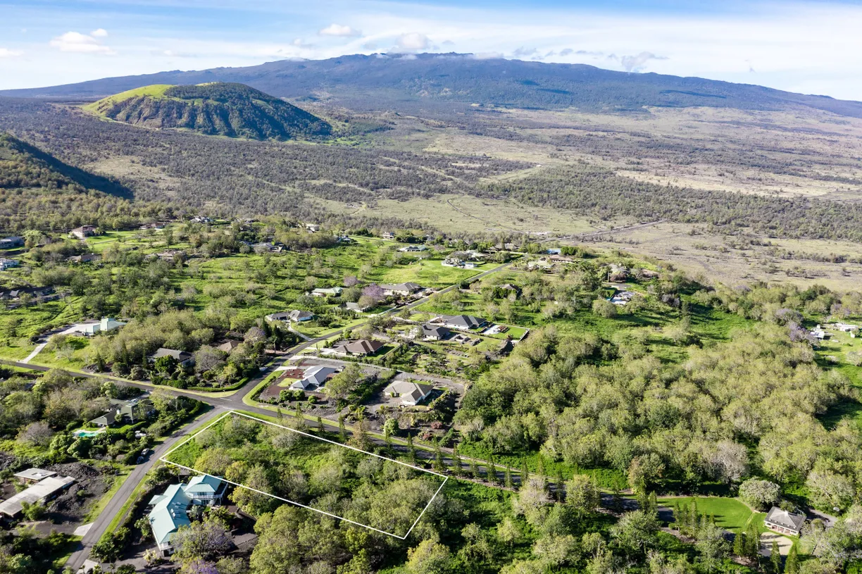 Hawaii Real Estate | View 51 PUU KAMANU LN