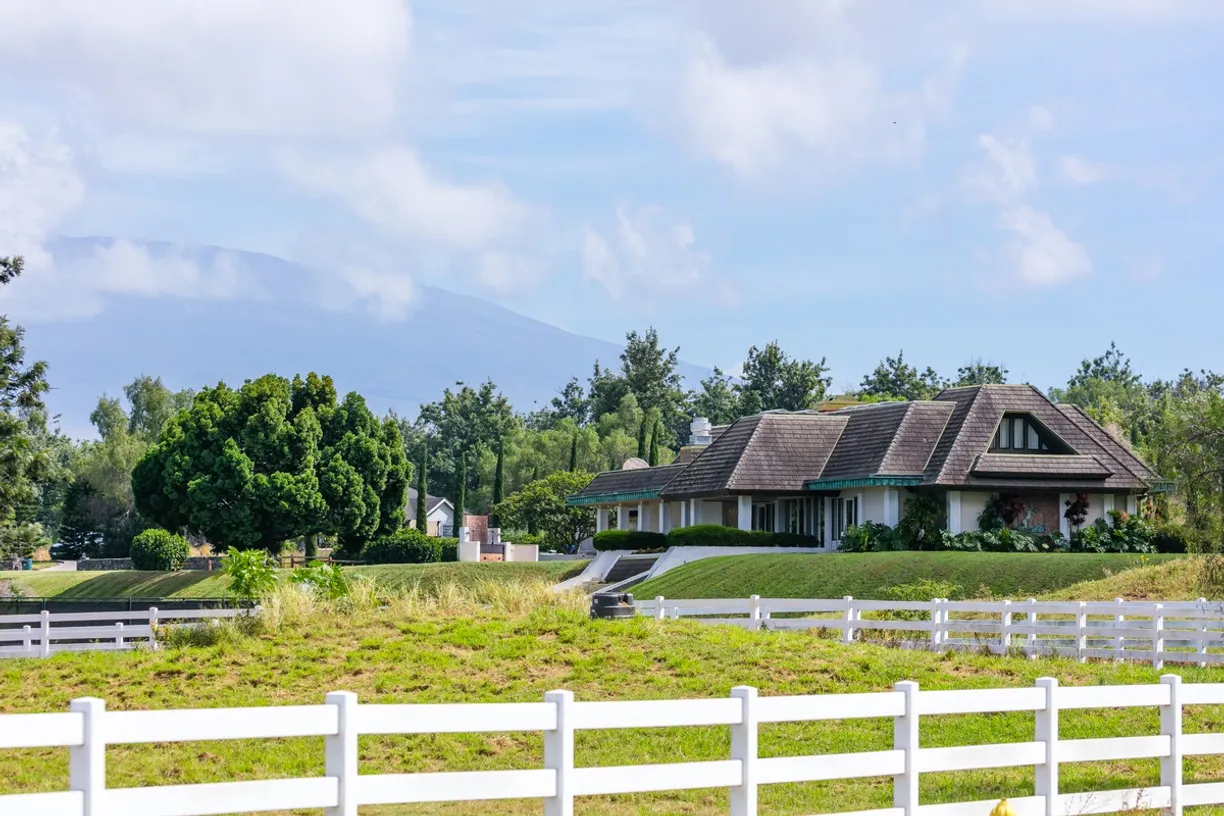Hawaii Real Estate | View 51 PUU KAMANU LN | room 18 | View 19