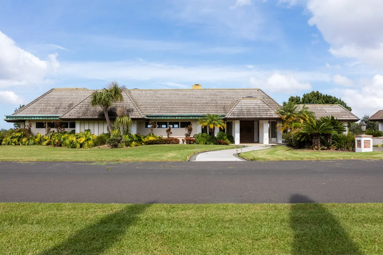 Hawaii Real Estate | View 51 PUU KAMANU LN | room 12 | View 13