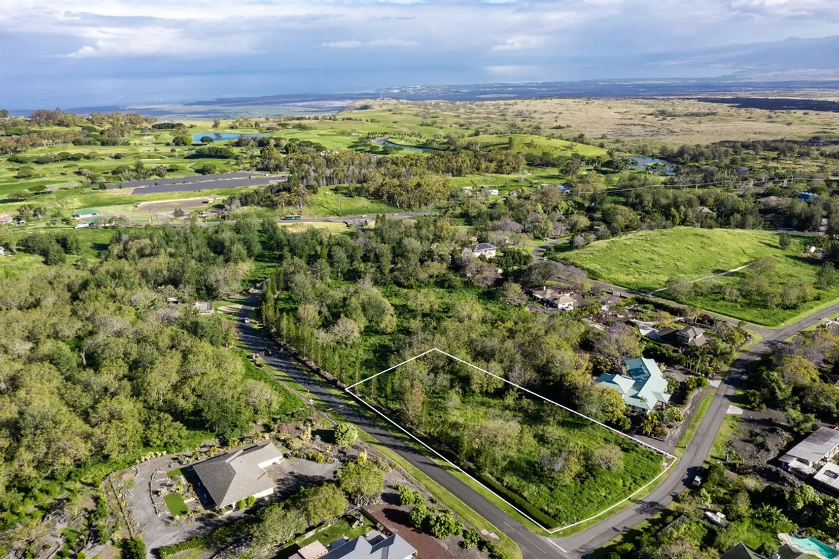 Hawaii Real Estate | View 51 PUU KAMANU LN | room 6 | View 7