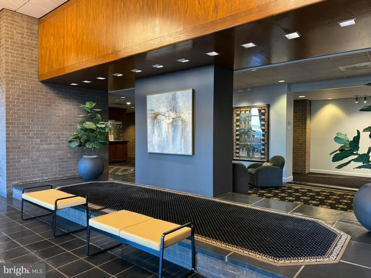 Washington Metro Area Real Estate | View 1800 Old Meadow Road Unit# 322 | room 2