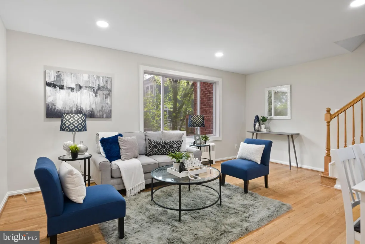 Washington Metro Area Real Estate | View 12 Ancell Street | room 2