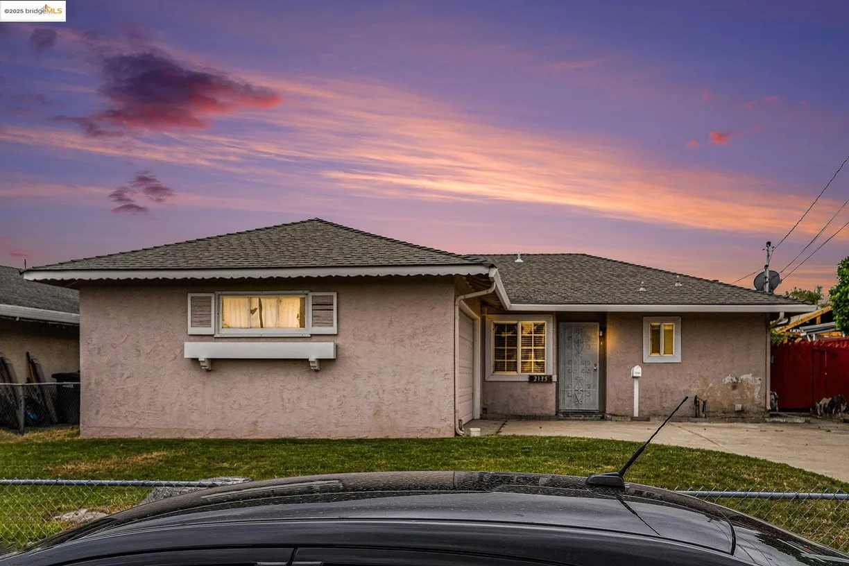 Northern California Real Estate | View 2135 Marsh Ave | 3 Beds, 1 Bath