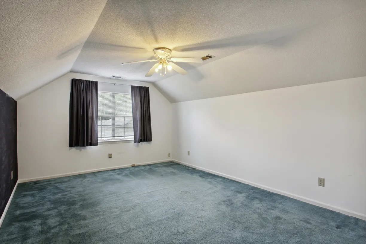 Savannah Real Estate | View 21 River Bluff Drive | room 6 | View 7