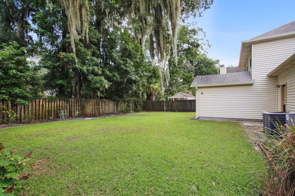 Savannah Real Estate | View 21 River Bluff Drive | room 12 | View 13