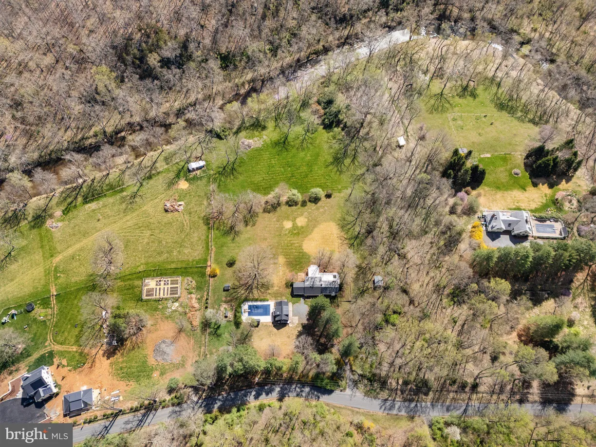 Washington Metro Area Real Estate | View 38271 Lime Kiln Road | room 1