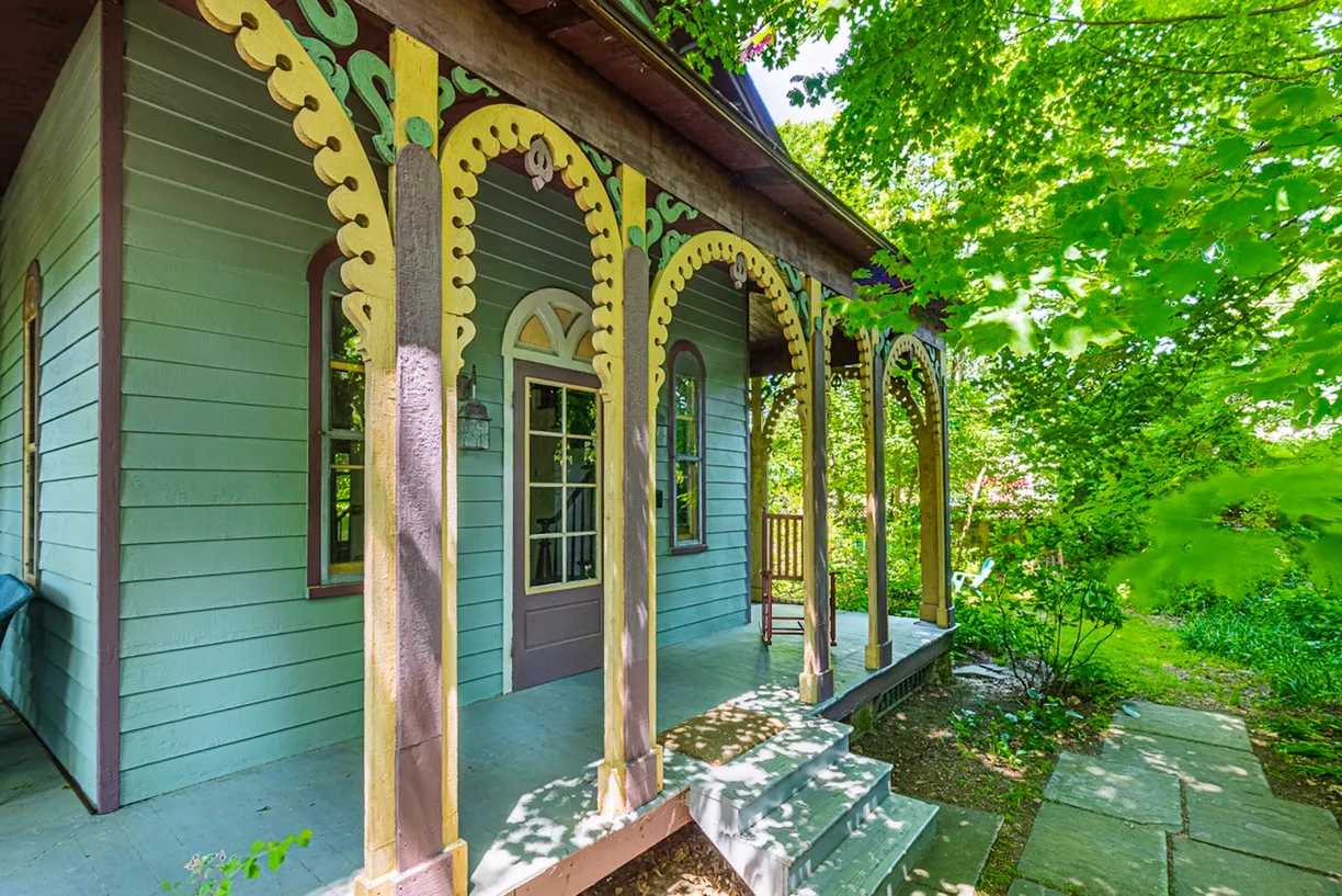 Hudson Valley Real Estate | View 6363 Mill Street | room 1