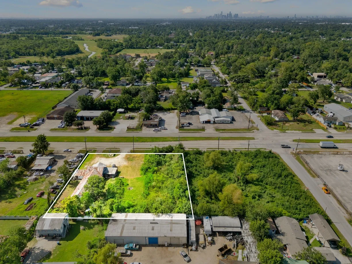 Houston Suburbs Real Estate | View 2625 Little York Road | room 1