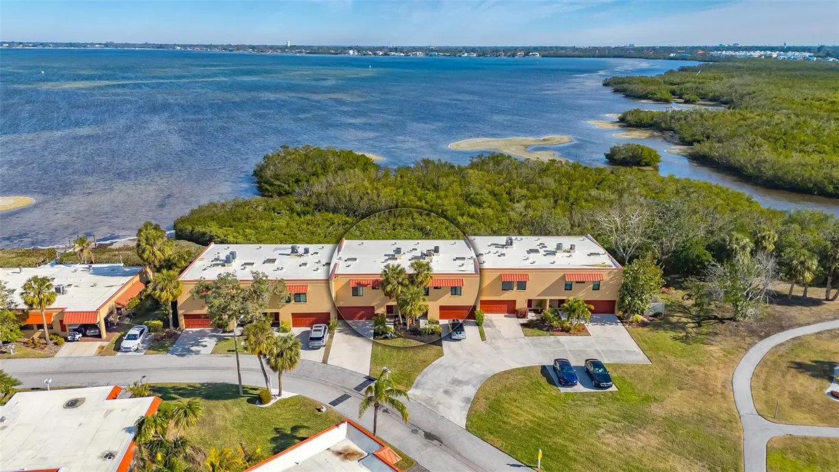 Sarasota/St. Petersburg Real Estate | View 4009 Catalina Drive #178 | 3 Beds, 2 Baths