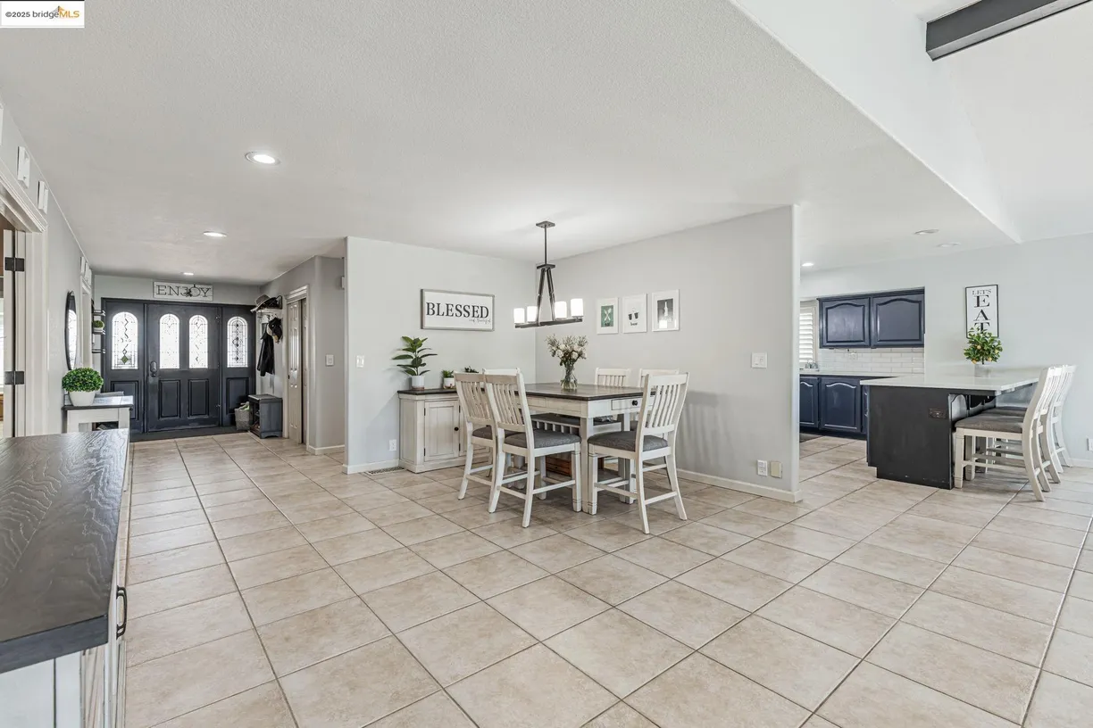Northern California Real Estate | View 4621 Clipper Dr | room 2