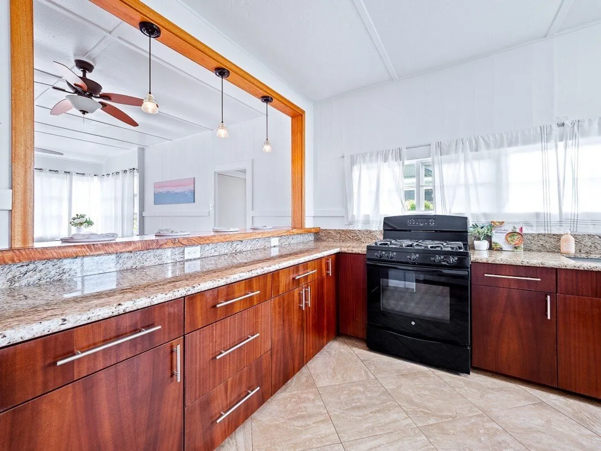 Hawaii Real Estate | View 125 KOHOLA ST | room 2