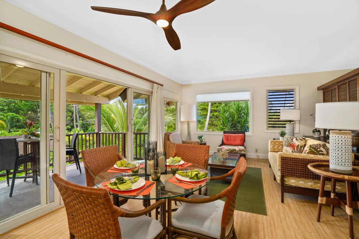 Hawaii Real Estate | View 5-7130 KUHIO HWY, #M4 | room 2