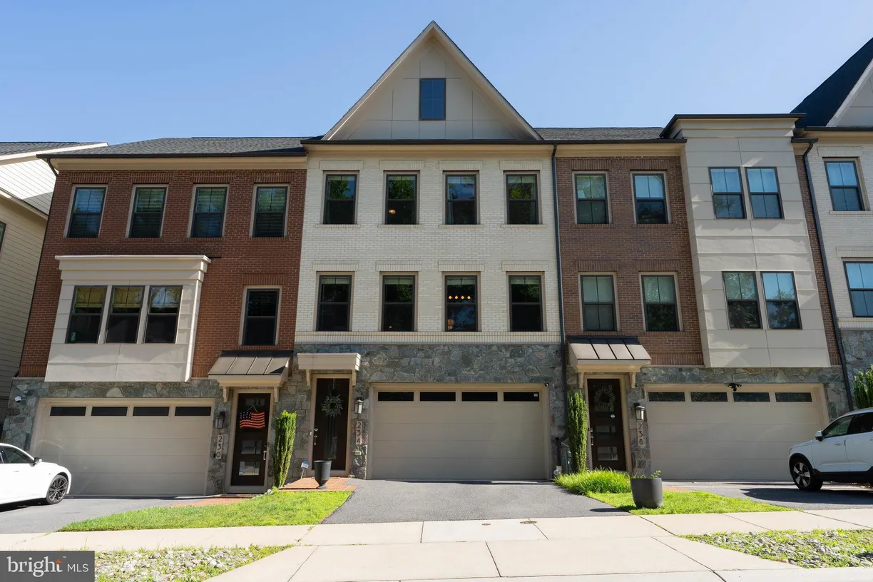 Washington Metro Area Real Estate | View 234 Caulfield Lane | 3 Beds, 2 Baths