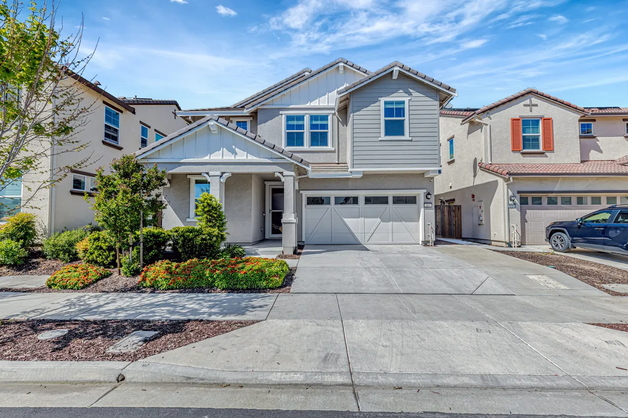 Northern California Real Estate | View 167 Goose Creek Ave | 5 Beds, 3 Baths