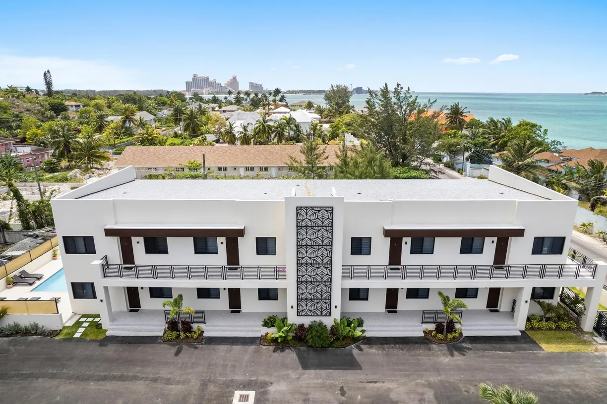 Bahamas Real Estate | View West Bay Street Condos #3 | room 1