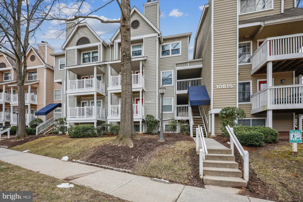 Washington Metro Area Real Estate | View 10817 Hampton Mill Terrace #609 | 2 Beds, 2 Baths
