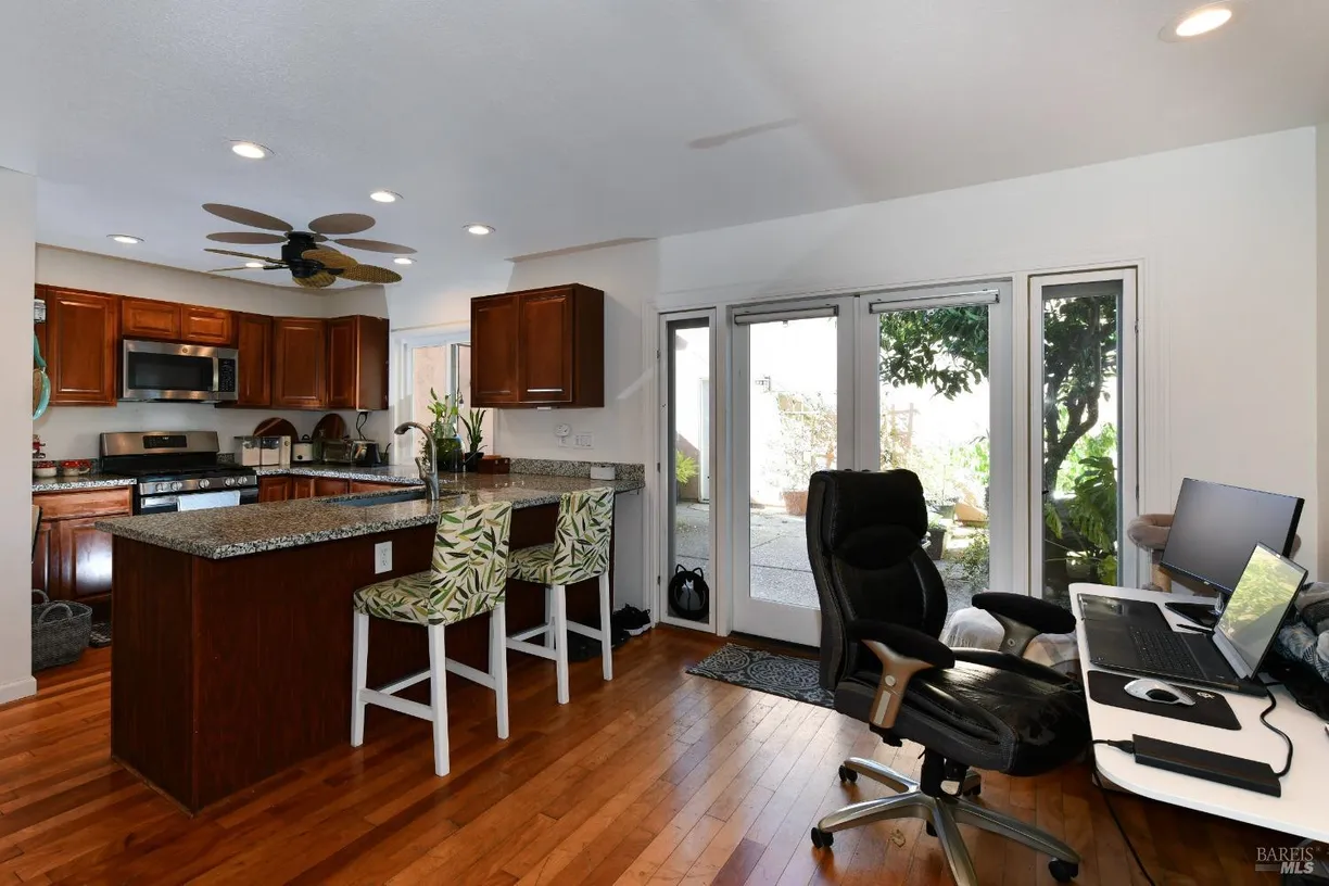 Northern California Real Estate | View 944 Marina Drive | room 2