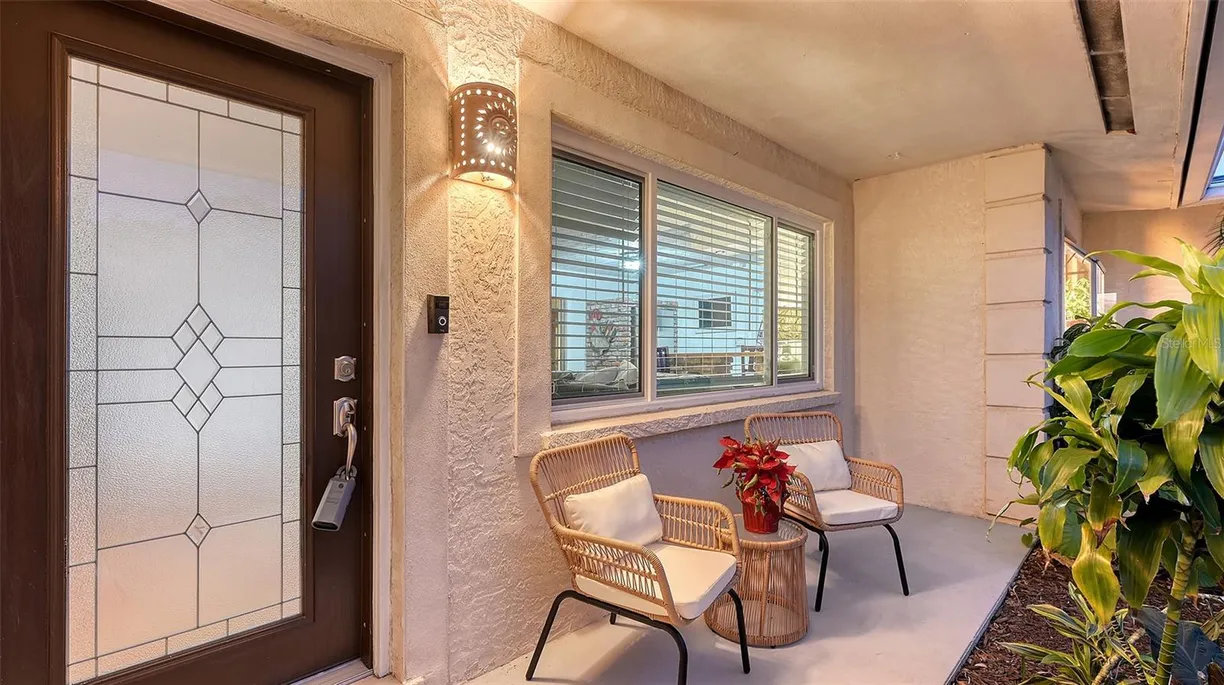 Sarasota/St. Petersburg Real Estate | View 2651 Leafy Lane | room 1