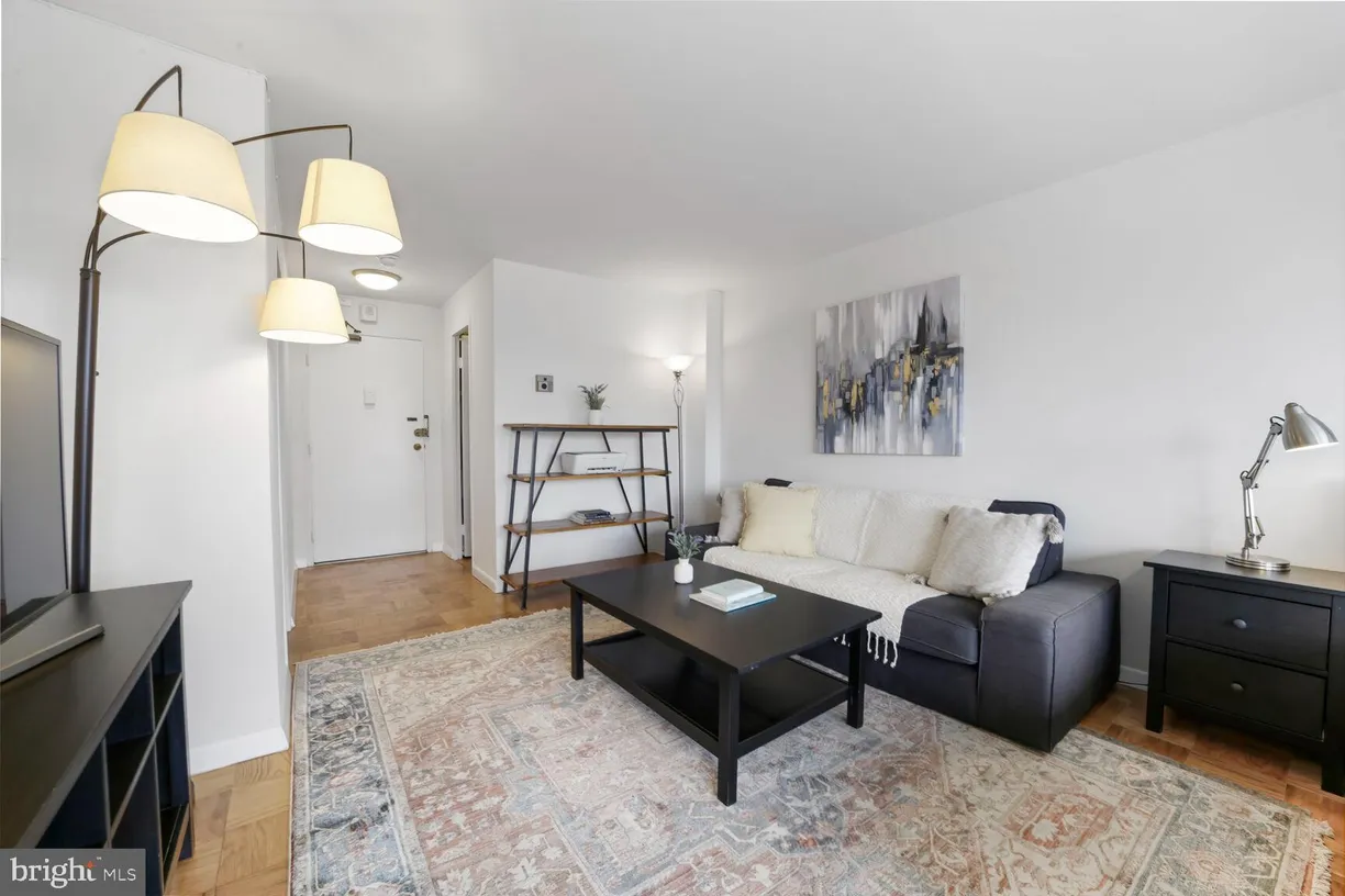 Washington Metro Area Real Estate | View 1601 18th Street NW Unit# 1015 | room 2