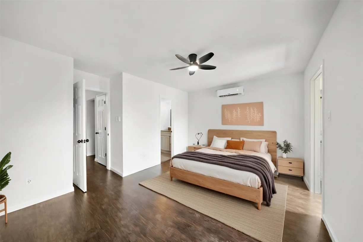 Houston Real Estate | View 8312 Jorine Drive #8312 | room 2