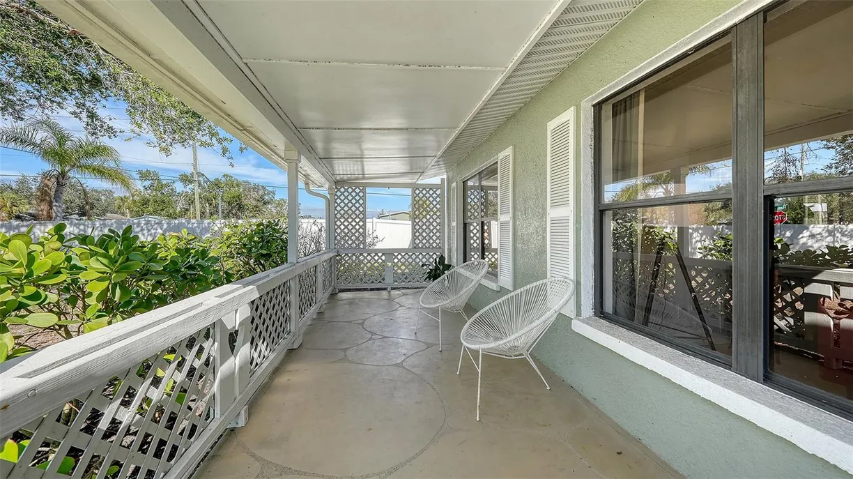Sarasota/St. Petersburg Real Estate | View 603 Barnes Parkway | room 1