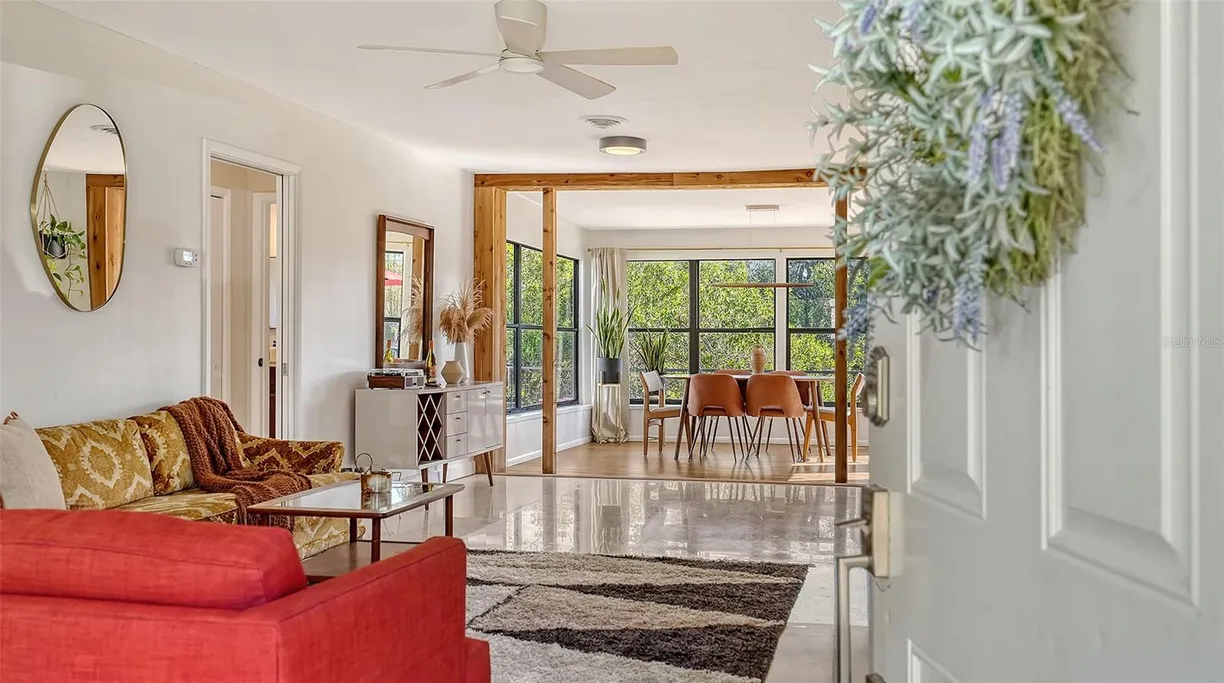 Sarasota/St. Petersburg Real Estate | View 603 Barnes Parkway | room 2