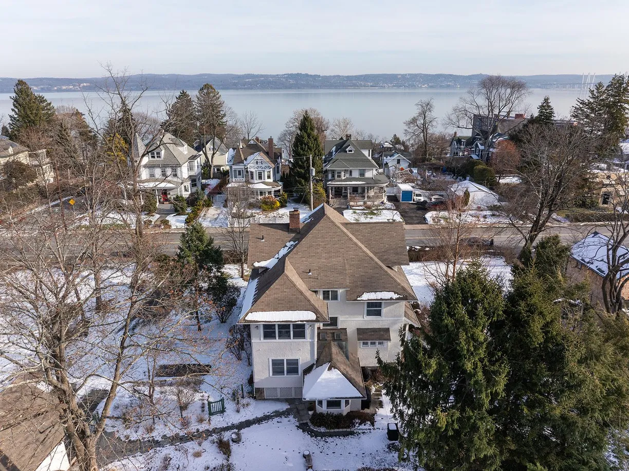 Rockland/Orange/NJ Real Estate | View 198 N Broadway | room 1