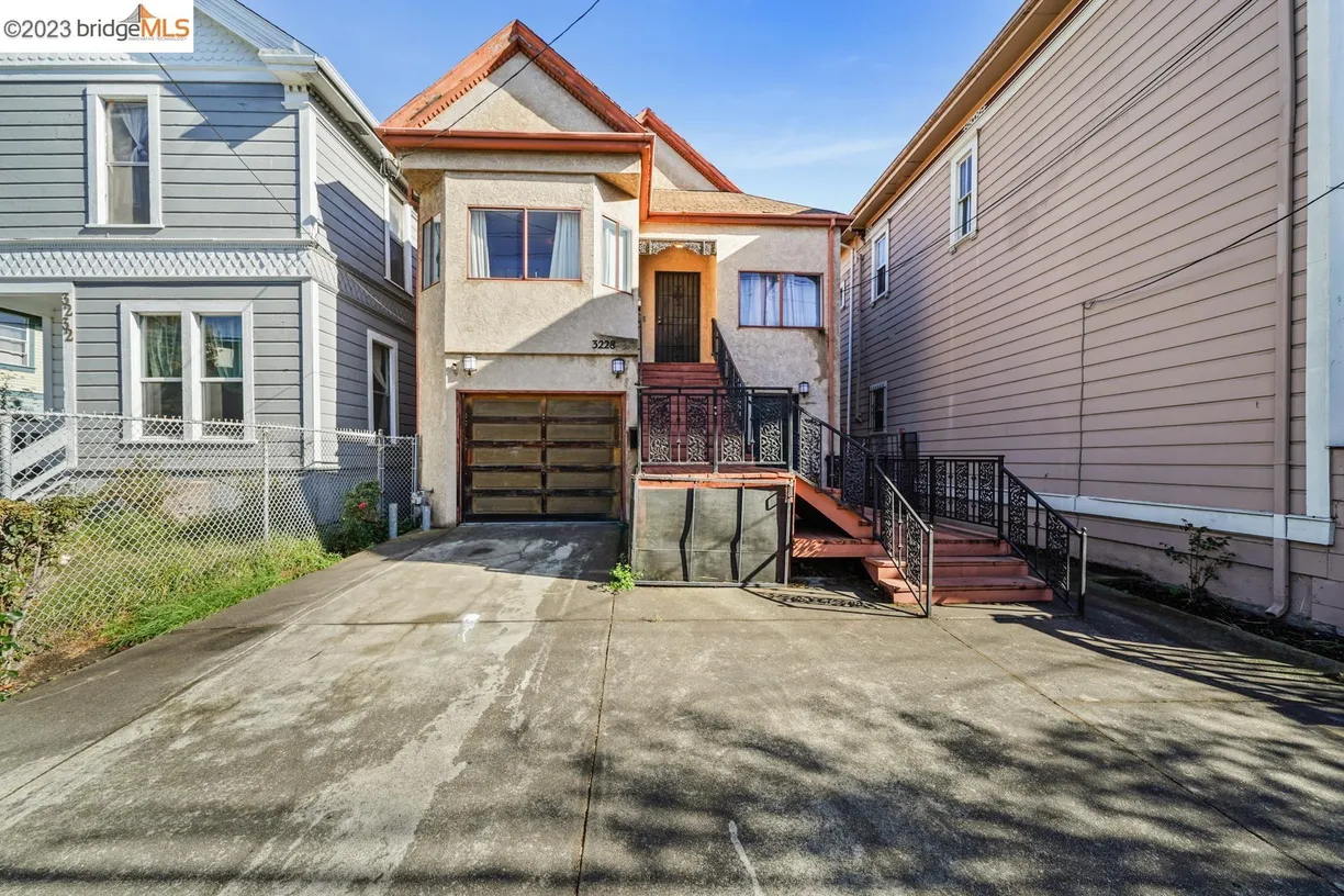 Northern California Real Estate | View 3228 Magnolia Street | room 1