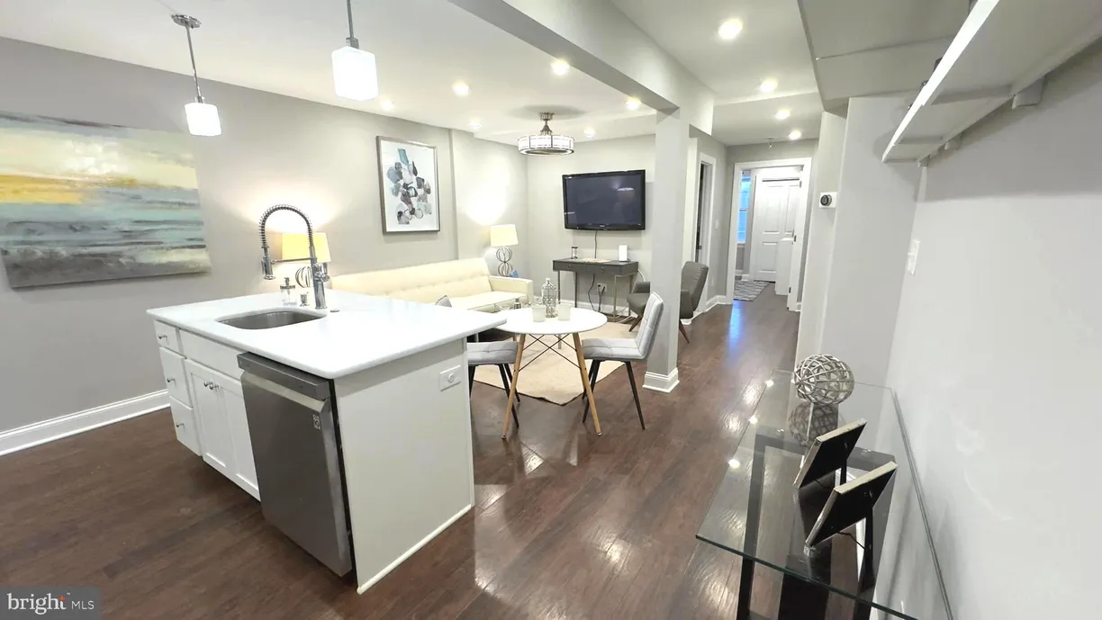 Washington Metro Area Real Estate | View 709 Jackson Street NE Unit# 1 | room 2