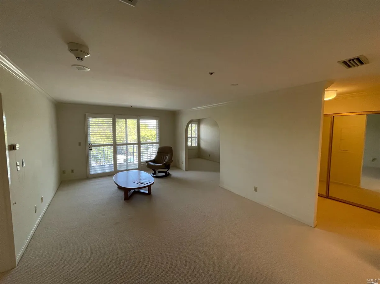 Northern California Real Estate | View 100 Thorndale Drive Unit# 125 | room 2