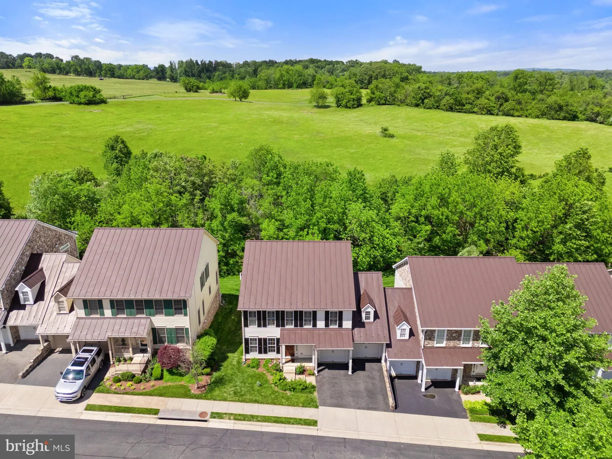 Washington Metro Area Real Estate | View 128 N Jay Street | room 2