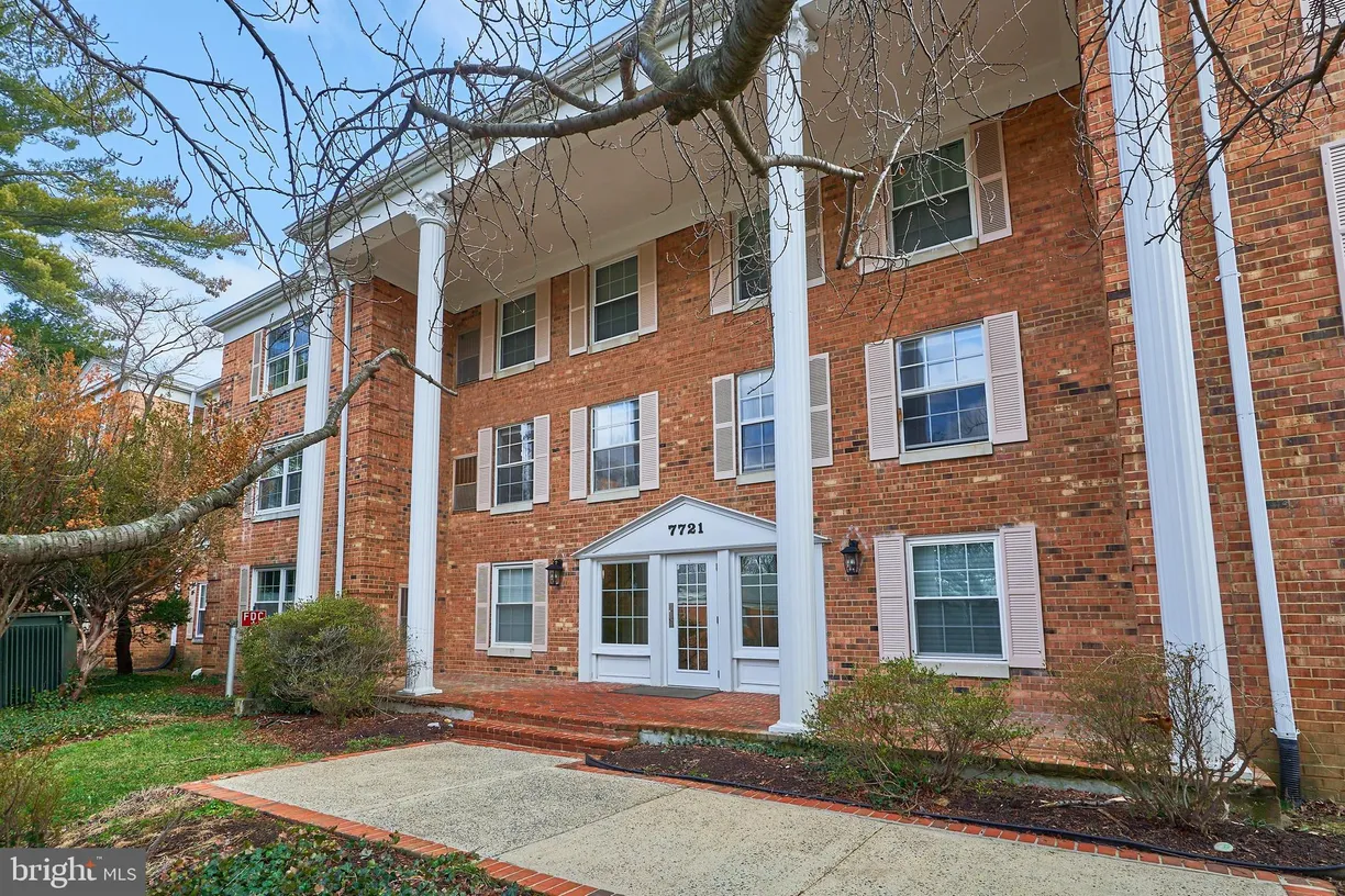 Washington Metro Area Real Estate | View 7721 Tremayne Place Unit# 112 | 2 Beds, 2 Baths