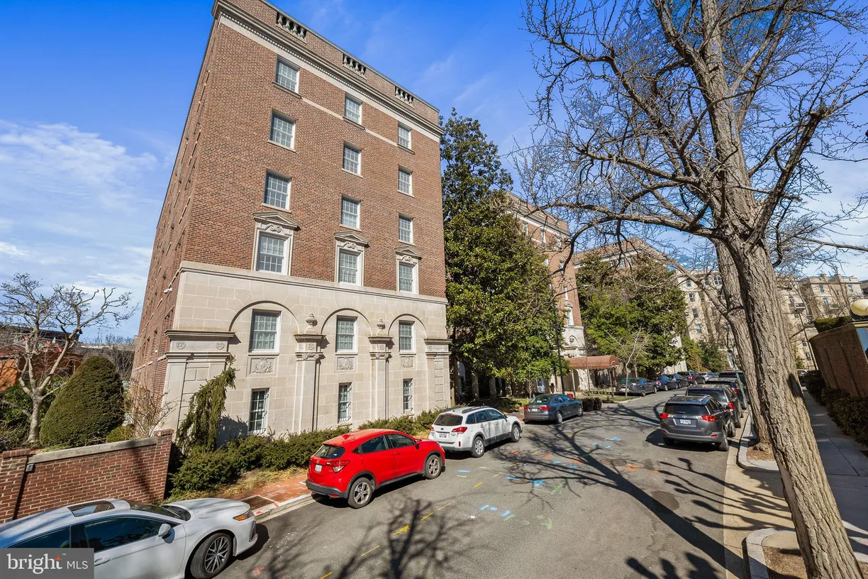 Washington Metro Area Real Estate | View 1661 Crescent Place NW Unit# 204A | room 1