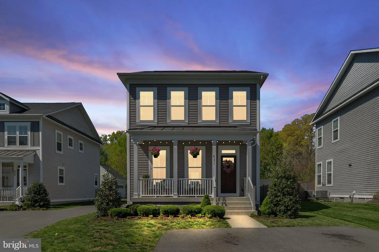 Washington Metro Area Real Estate | View 631 E G Street E | room 1