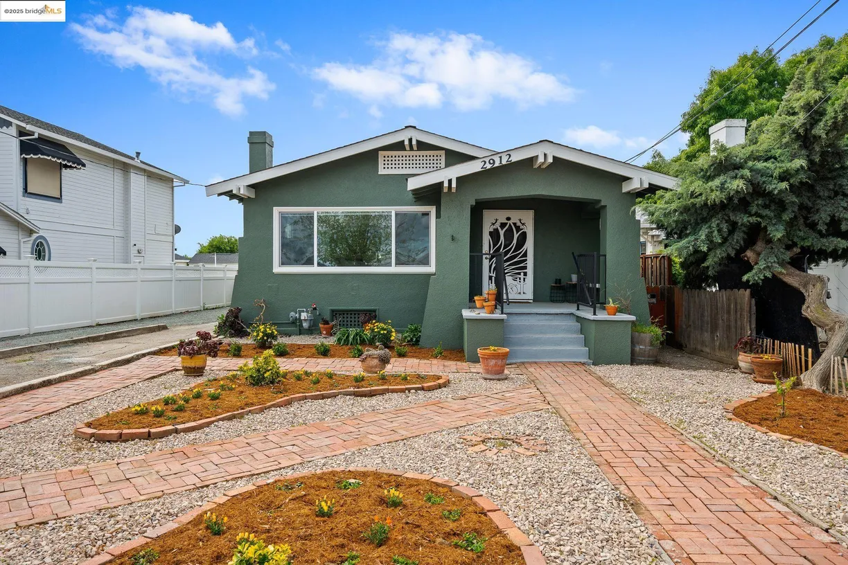 Northern California Real Estate | View 2912 Camino Diablo | 3 Beds, 2 Baths