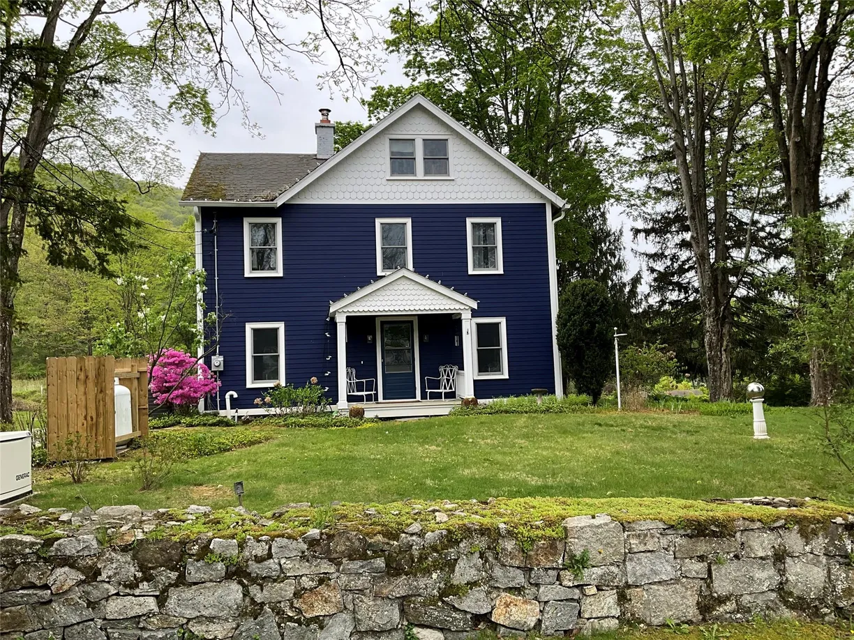 Hudson Valley Real Estate | View 55 Manitou Station Road | 5 Beds, 2 Baths