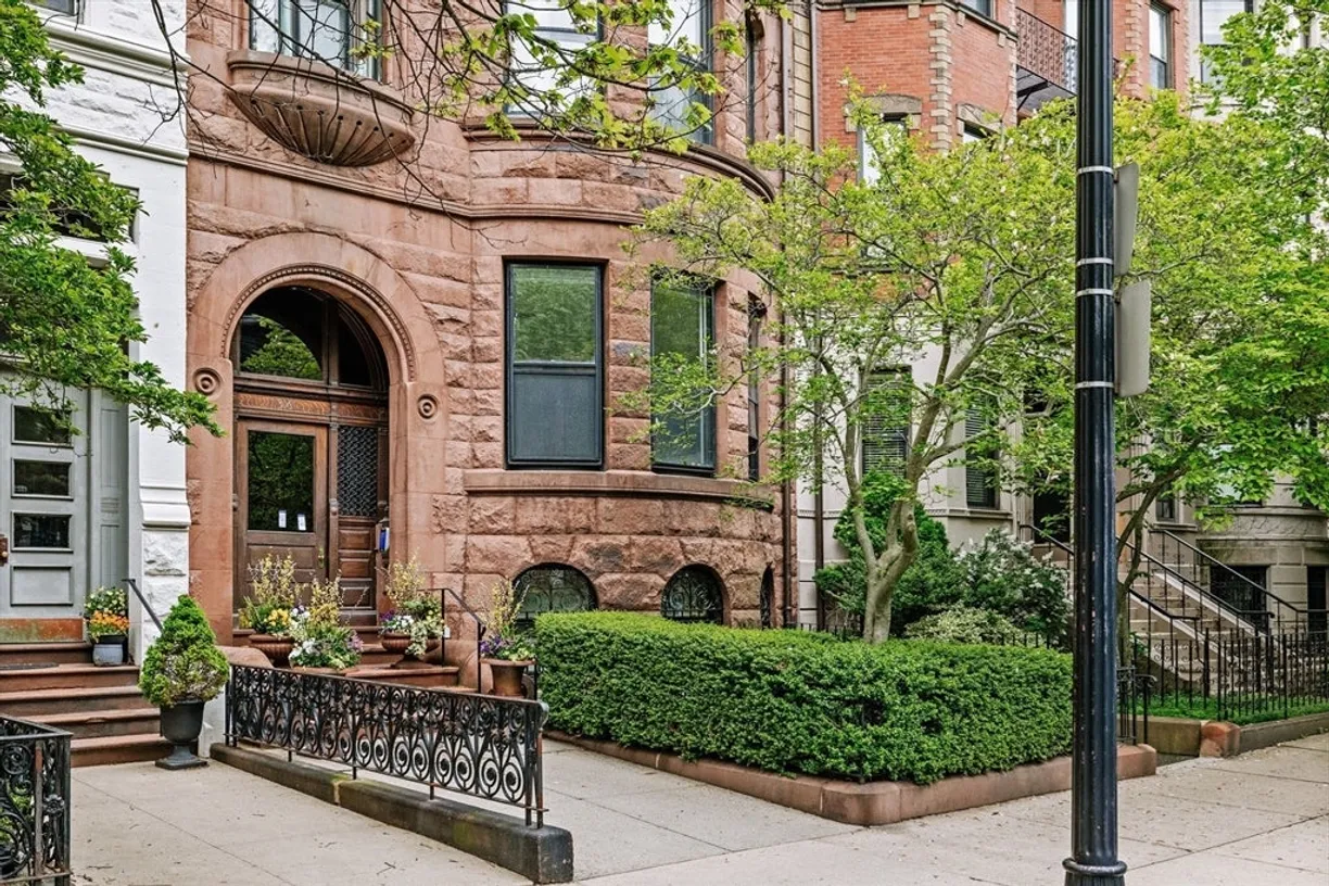 Boston, MA Real Estate | View 316 Beacon St #1 | room 2