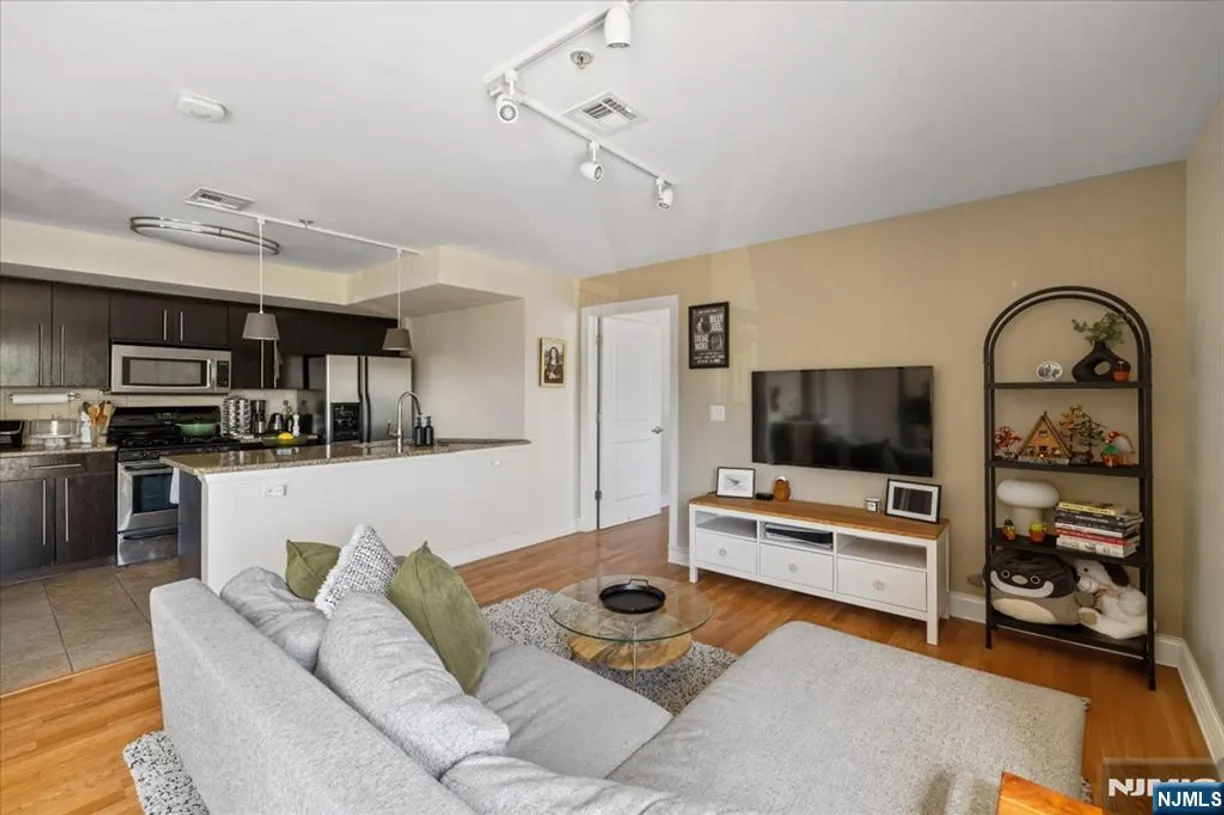 Bergen County Real Estate | View 125 70th Street 3H | room 2
