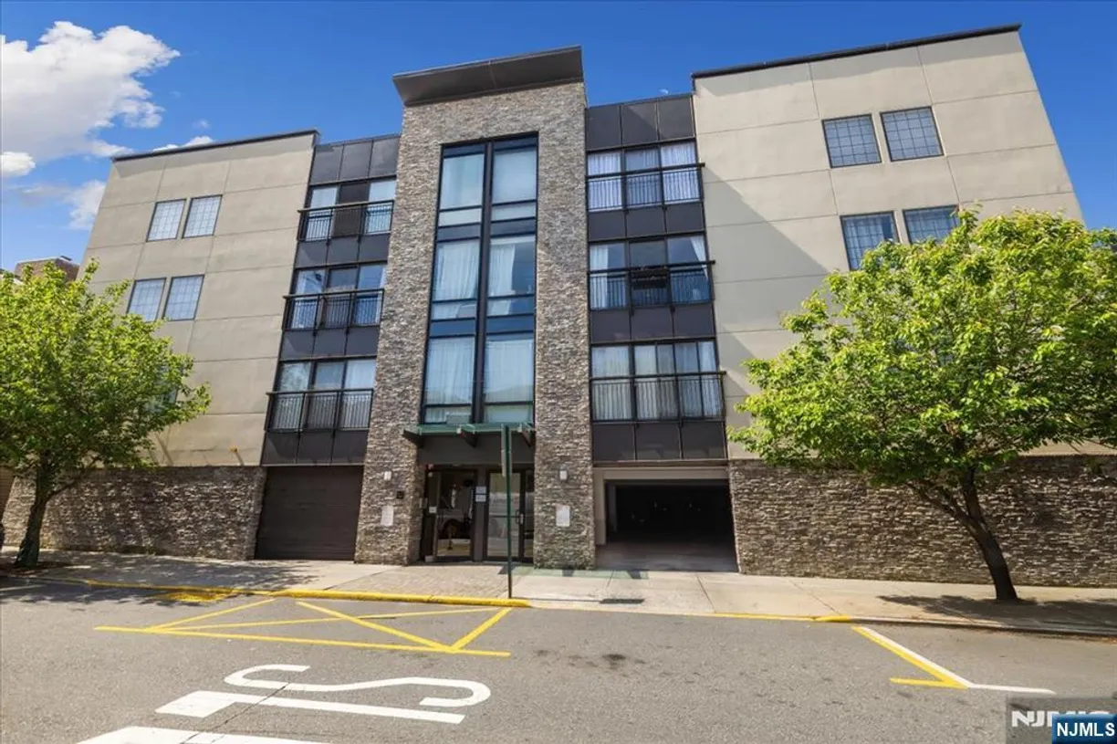 Bergen County Real Estate | View 125 70th Street 3H | 1 Bed, 1 Bath