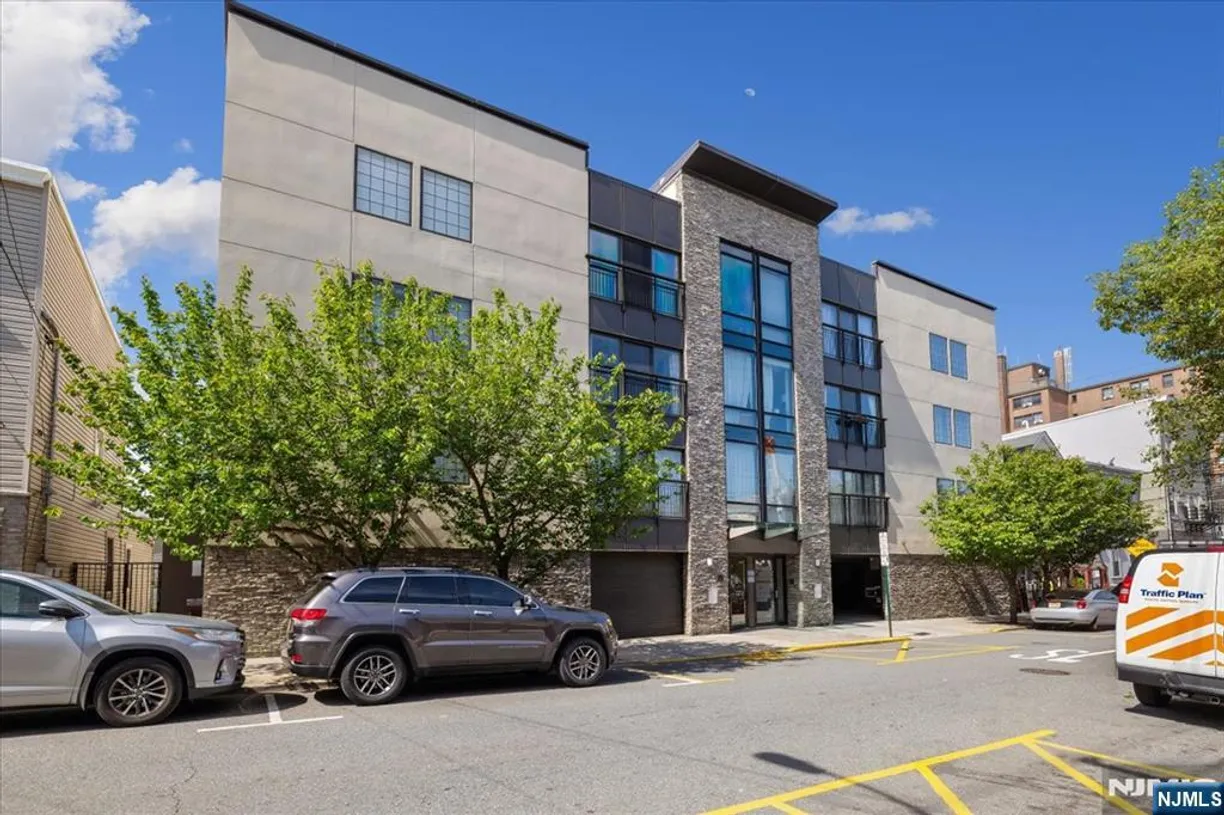Bergen County Real Estate | View 125 70th Street 3H | room 1