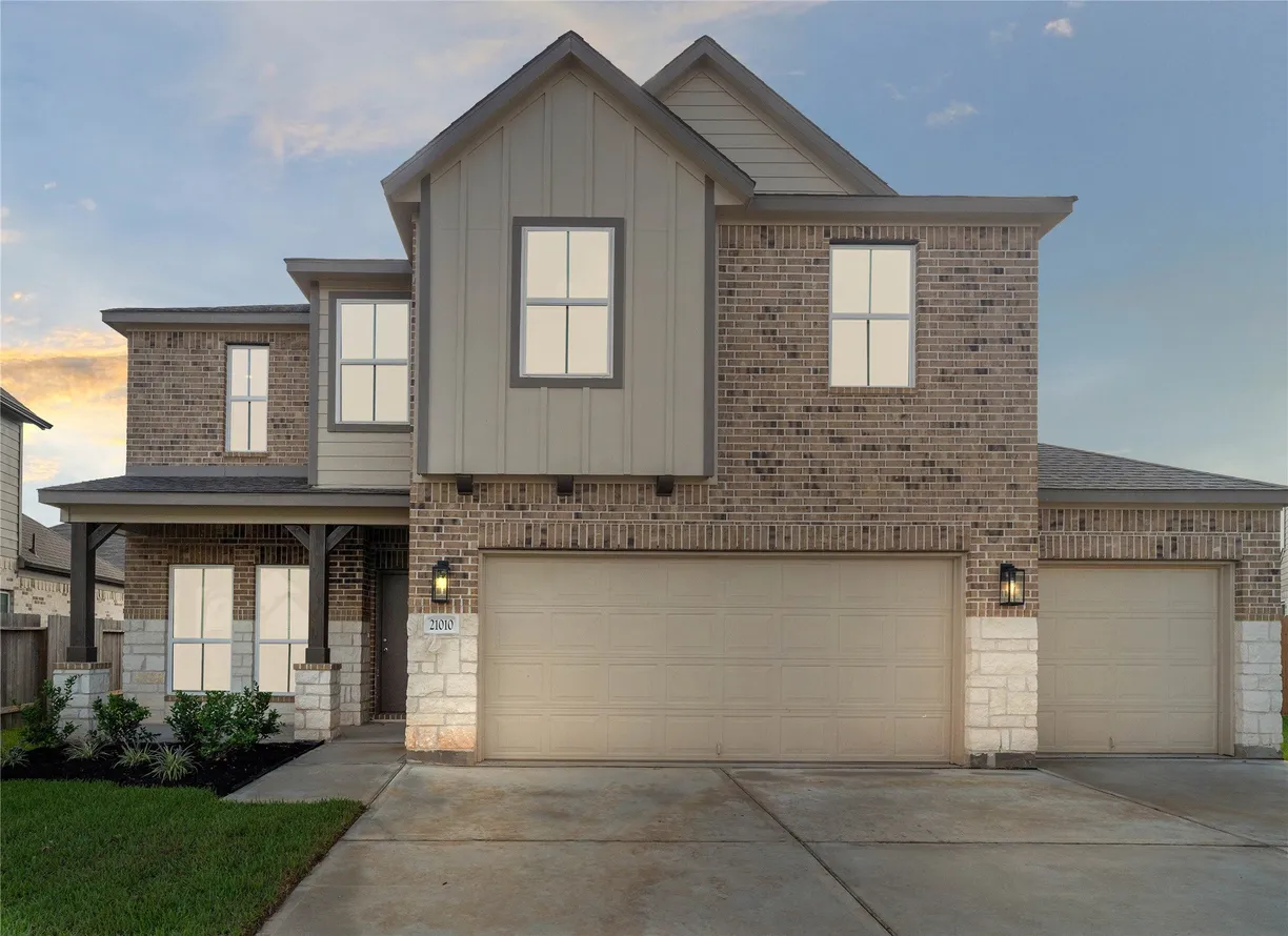 Houston Suburbs Real Estate | View 21010 Cypress Creek View Court | 3 Beds, 2 Baths
