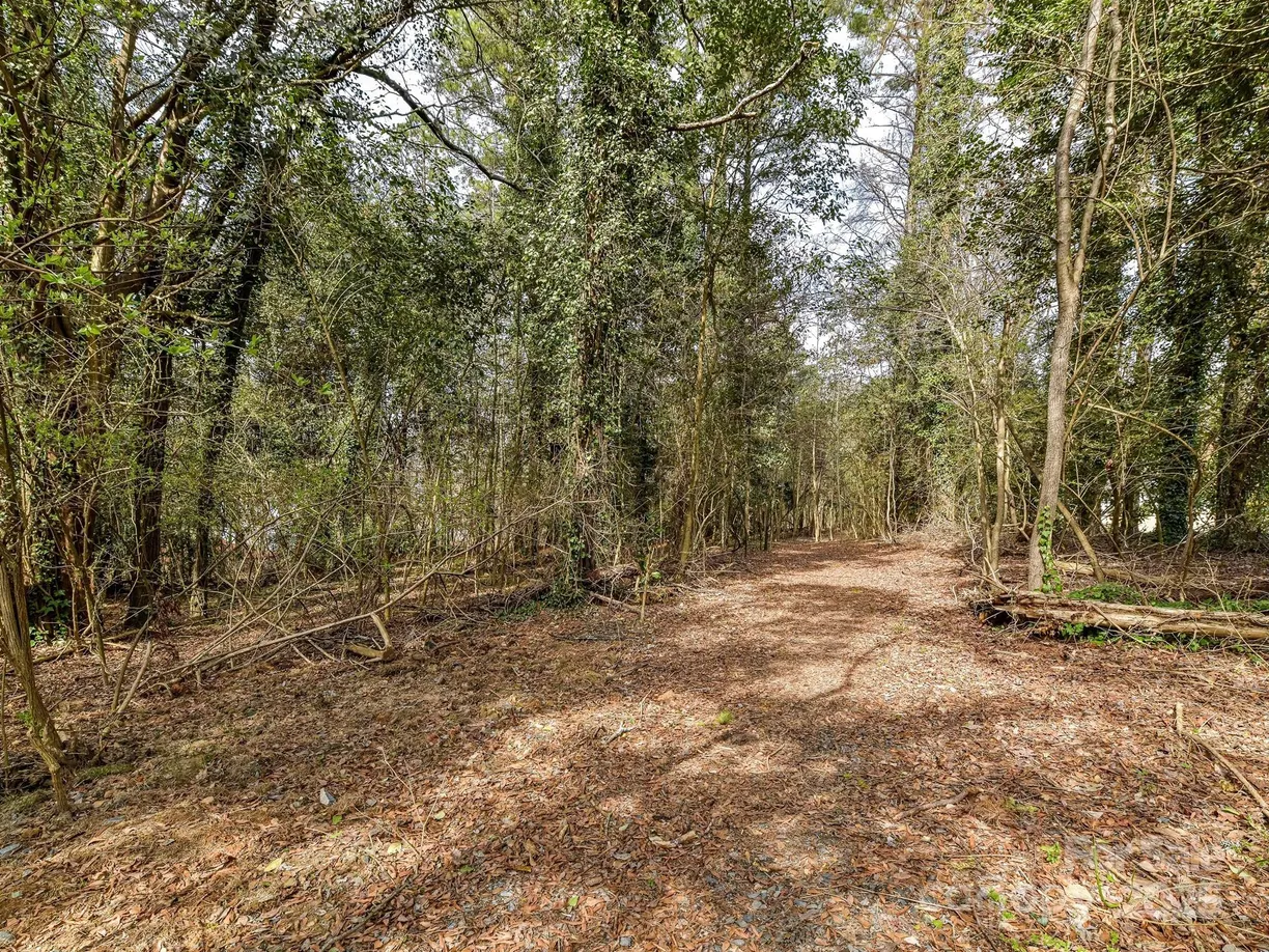 Charlotte Real Estate | View 1000 Huntington Park Drive #L6A