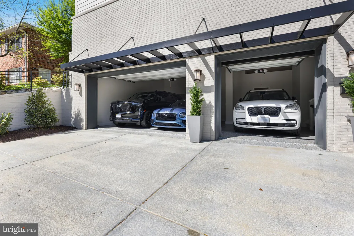 Washington Metro Area Real Estate | View 3812 N Nelson Street | room 2