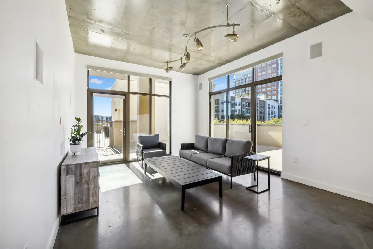 Nashville, TN Real Estate | View 1510 Demonbreun St | 1 Bed, 1 Bath