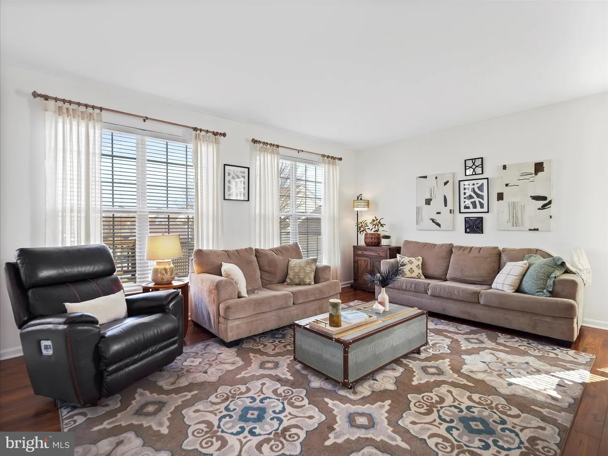 Washington Metro Area Real Estate | View 118 Burnlea Road | room 2