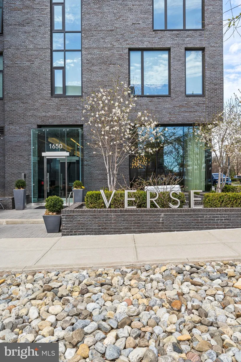 Washington Metro Area Real Estate | View 1650 Silver Hill Drive Unit# 1706 | room 1