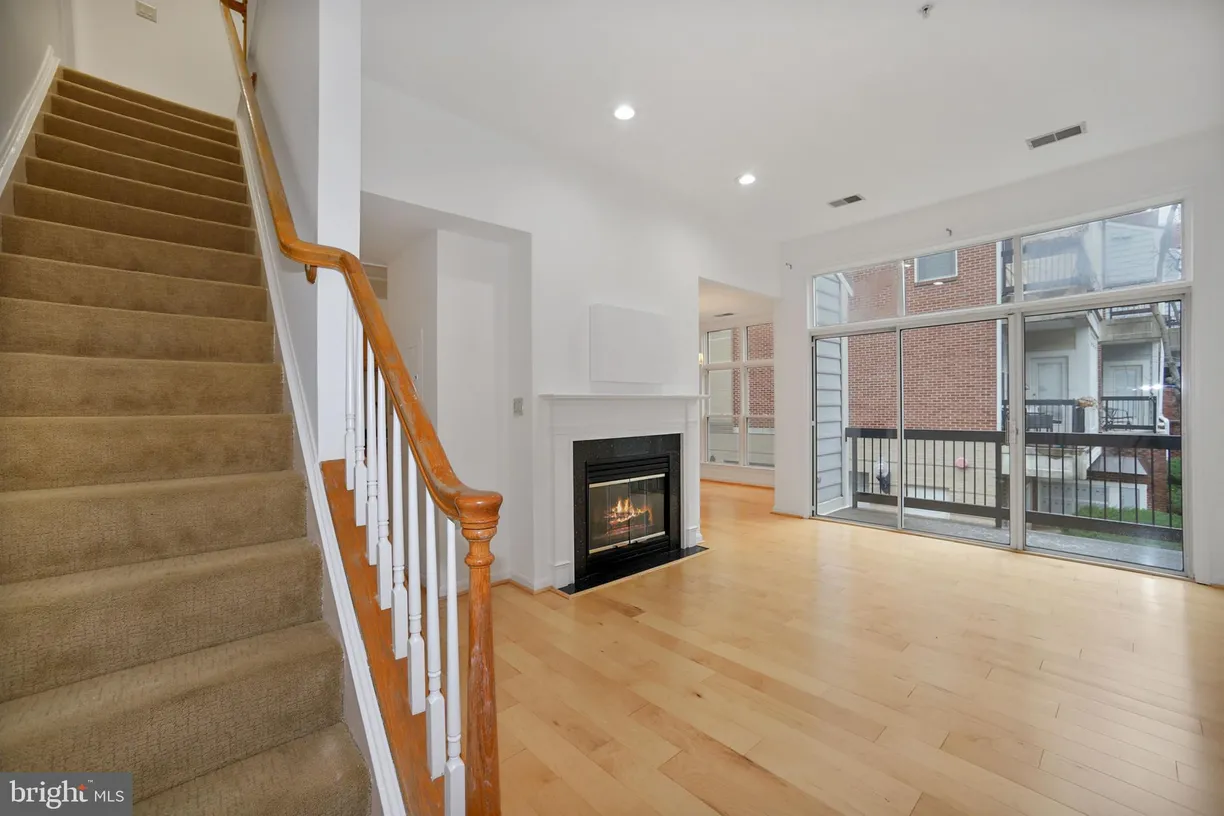Washington Metro Area Real Estate | View 2405 20th Street NW 1103 | 2 Beds, 2 Baths