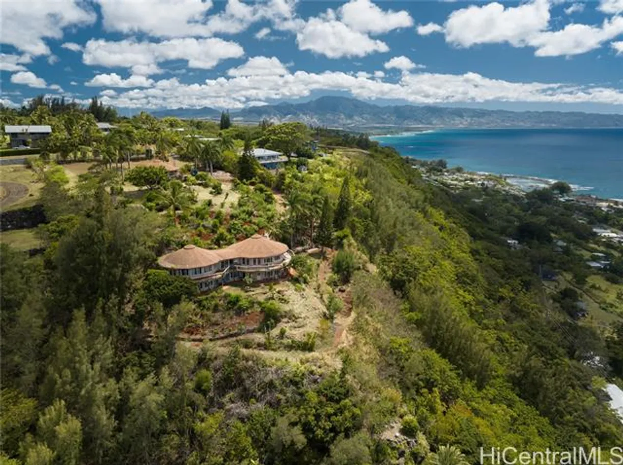 Hawaii Real Estate | View 59-414 Makana Road | 4 Beds, 4 Baths